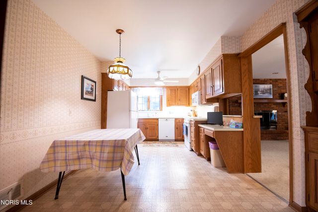 1900 Green Valley Drive, Toledo, OH 43614