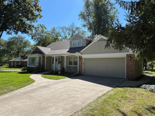 1900 Green Valley Drive, Toledo, OH 43614