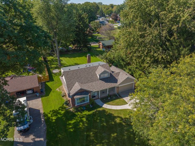 1900 Green Valley Drive, Toledo, OH 43614