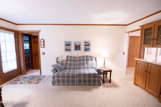 1900 Green Valley Drive, Toledo, OH 43614