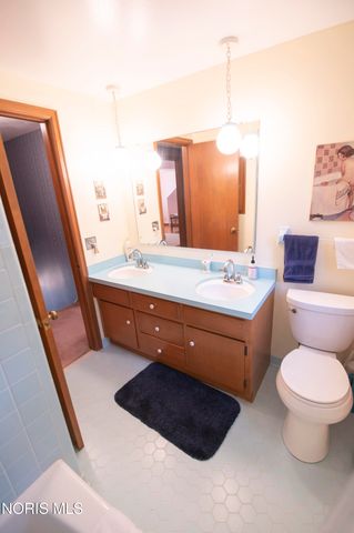 1900 Green Valley Drive, Toledo, OH 43614