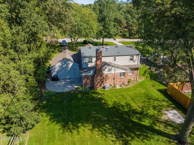 1900 Green Valley Drive, Toledo, OH 43614