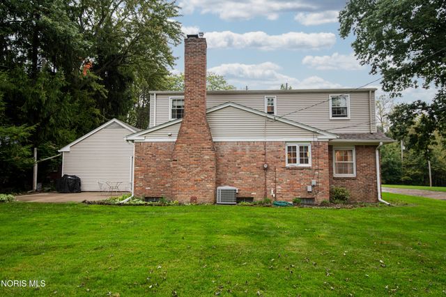 1900 Green Valley Drive, Toledo, OH 43614