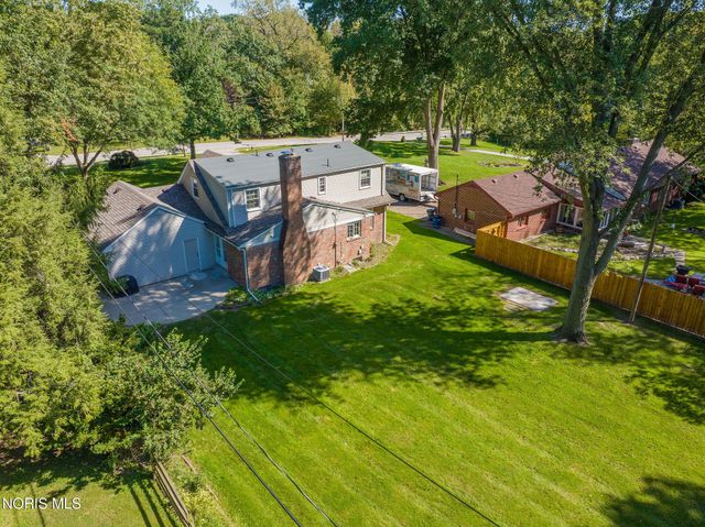 1900 Green Valley Drive, Toledo, OH 43614