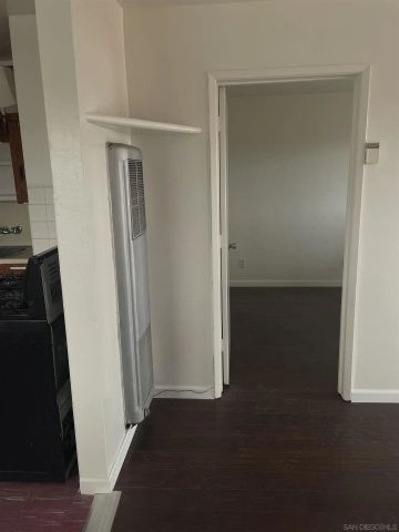 913 Highland Avenue, National City, CA 91950