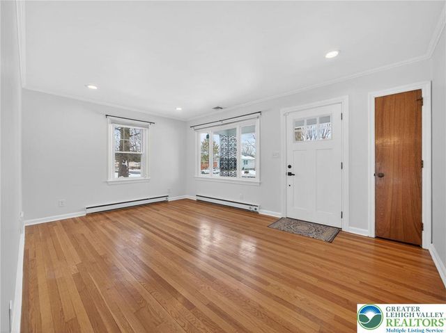 1424 North 26th Street, South Whitehall Twp, PA 18104