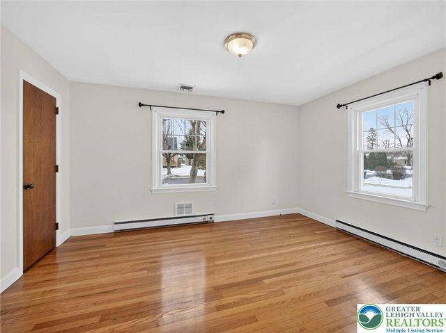 1424 North 26th Street, South Whitehall Twp, PA 18104