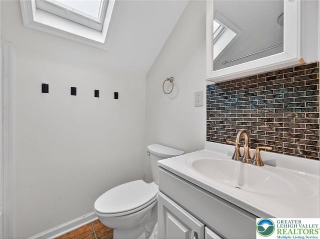 1424 North 26th Street, South Whitehall Twp, PA 18104