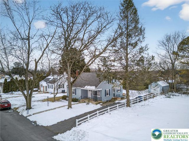 1424 North 26th Street, South Whitehall Twp, PA 18104