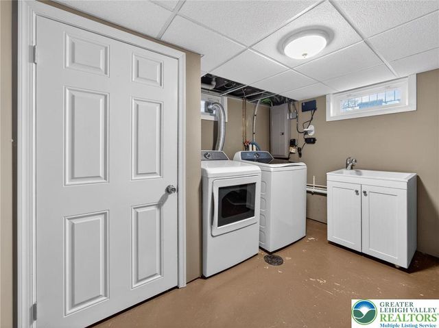 1424 North 26th Street, South Whitehall Twp, PA 18104