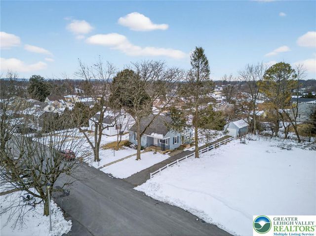 1424 North 26th Street, South Whitehall Twp, PA 18104