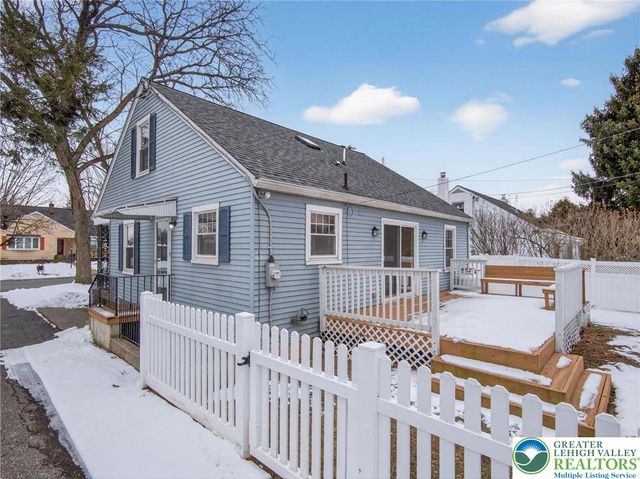 1424 North 26th Street, South Whitehall Twp, PA 18104