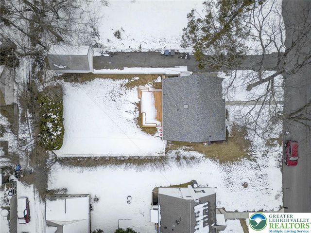 1424 North 26th Street, South Whitehall Twp, PA 18104