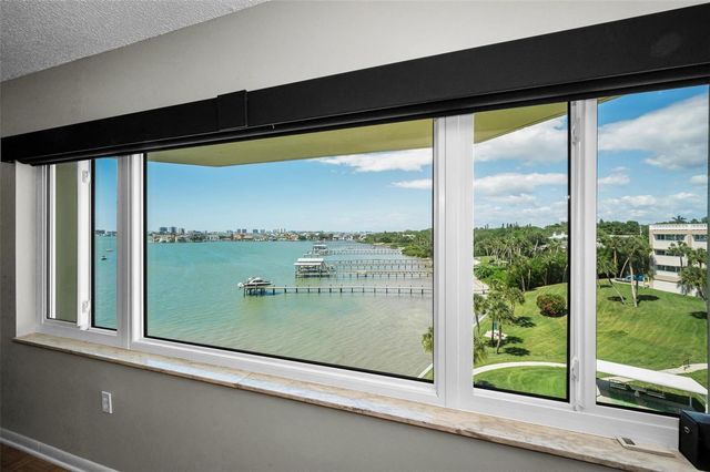 100 BLUFF VIEW DRIVE 514C, Belleair Bluffs, FL 33770