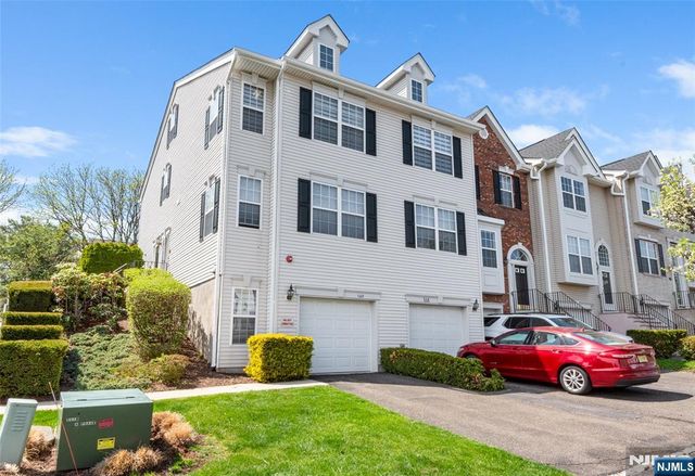 569 Coventry Drive 5070, Nutley, NJ 07110