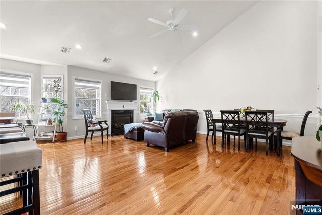 569 Coventry Drive 5070, Nutley, NJ 07110