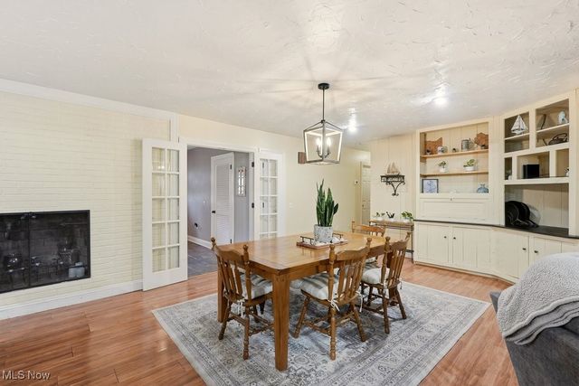 8575 E Craig Drive, Chagrin Falls, OH 44023