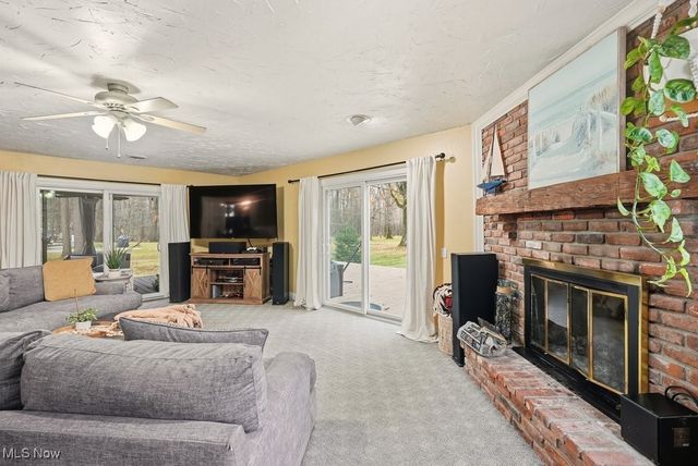 8575 E Craig Drive, Chagrin Falls, OH 44023