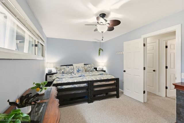 8575 E Craig Drive, Chagrin Falls, OH 44023