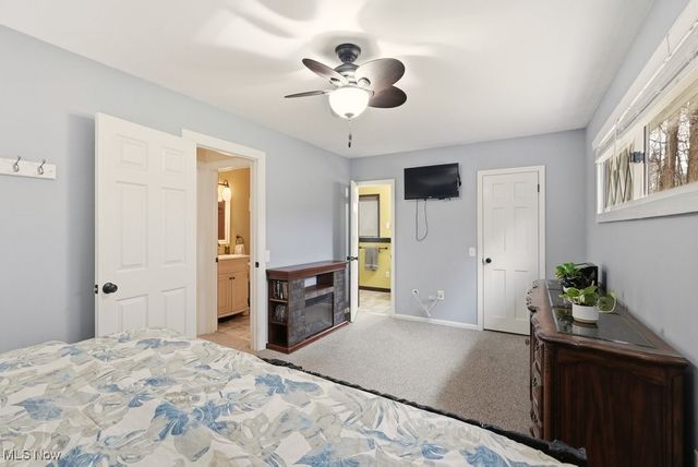 8575 E Craig Drive, Chagrin Falls, OH 44023