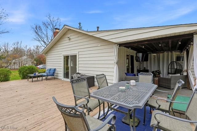 8575 E Craig Drive, Chagrin Falls, OH 44023