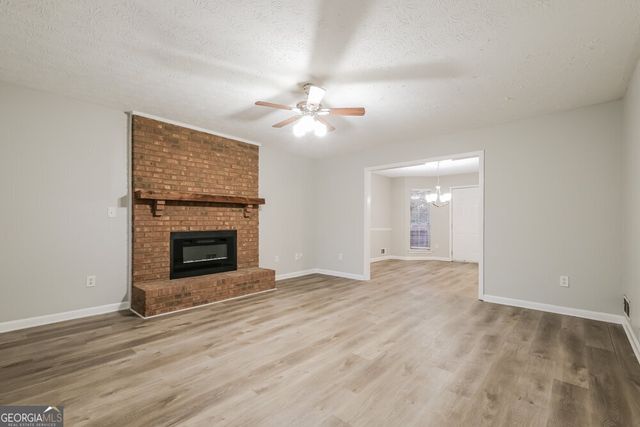 2812 Country Farms Court, Snellville, GA 30039