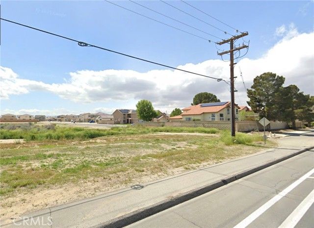 2126 E Avenue I, Lancaster, CA 93535