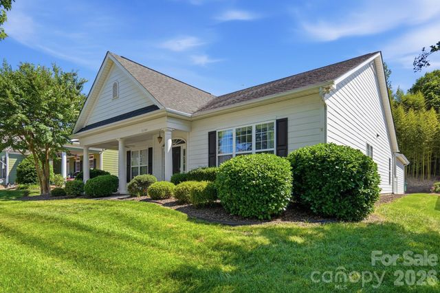 13344 Old Compton Court, Pineville, NC 28134