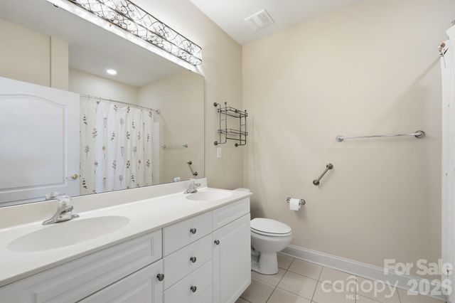 13344 Old Compton Court, Pineville, NC 28134