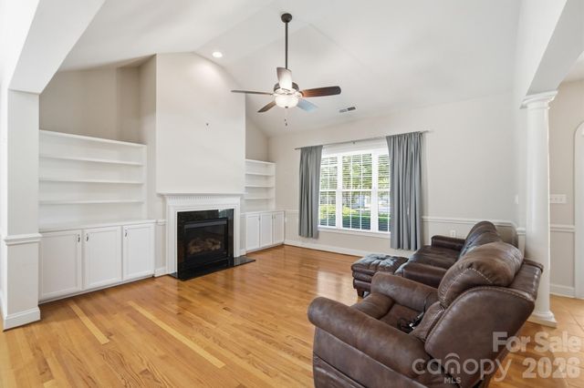13344 Old Compton Court, Pineville, NC 28134