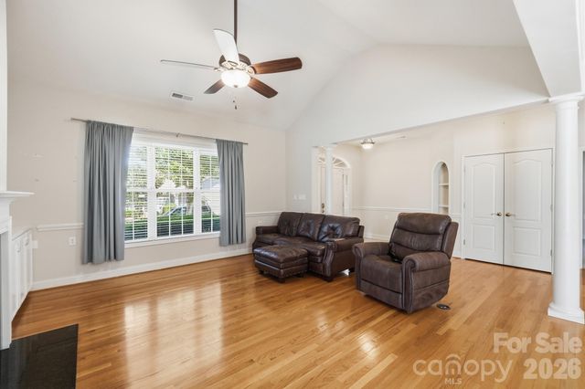 13344 Old Compton Court, Pineville, NC 28134