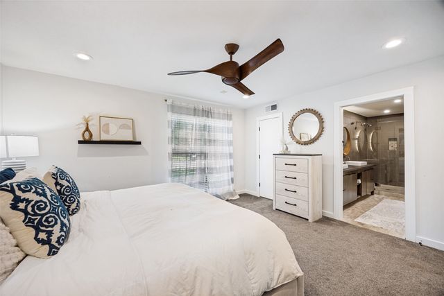3151 Merrell Road, Dallas, TX 75229