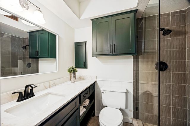 3151 Merrell Road, Dallas, TX 75229