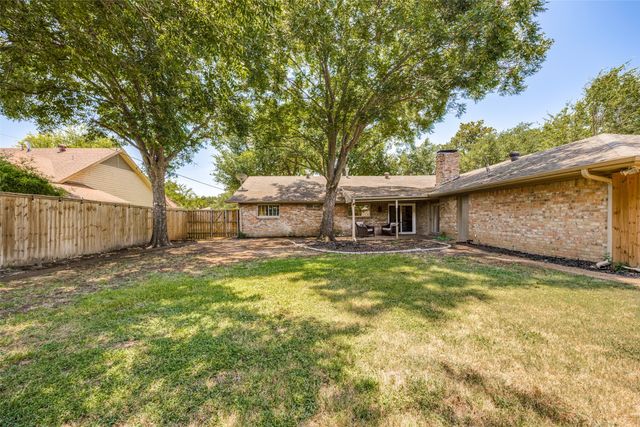 3151 Merrell Road, Dallas, TX 75229