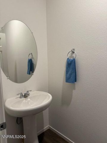 1353 Stock Horse Road, Sparks, NV 89436