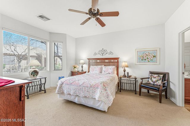 482 W Aspenwood Street, Green Valley, AZ 85614