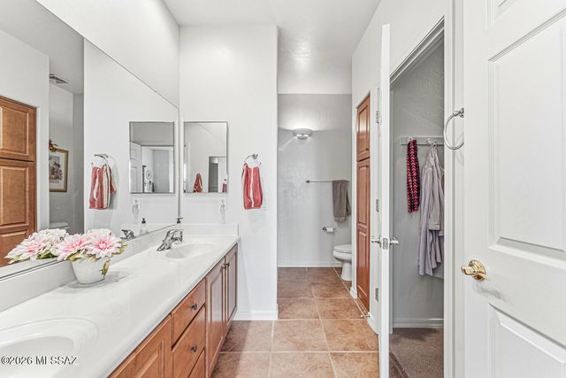 482 W Aspenwood Street, Green Valley, AZ 85614