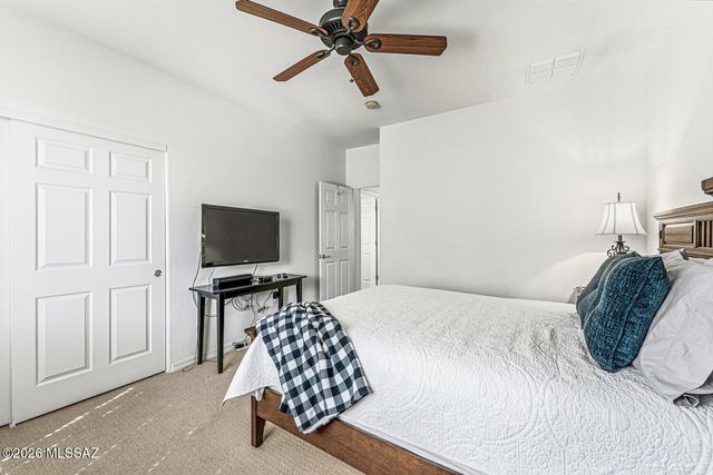 482 W Aspenwood Street, Green Valley, AZ 85614