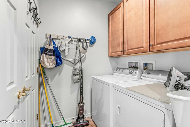 482 W Aspenwood Street, Green Valley, AZ 85614