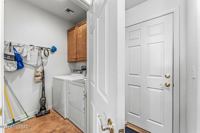 482 W Aspenwood Street, Green Valley, AZ 85614