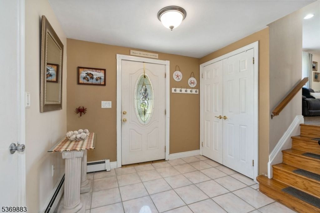 22 Rhonda Pl, Wanaque Boro, NJ 07465 — photo 3