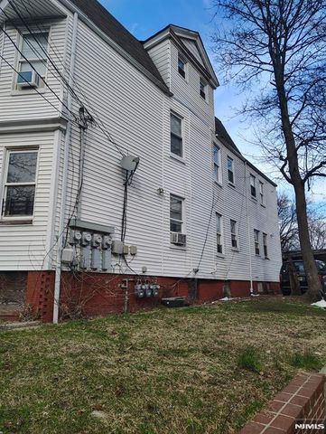 20 22nd Street, Irvington, NJ 07111