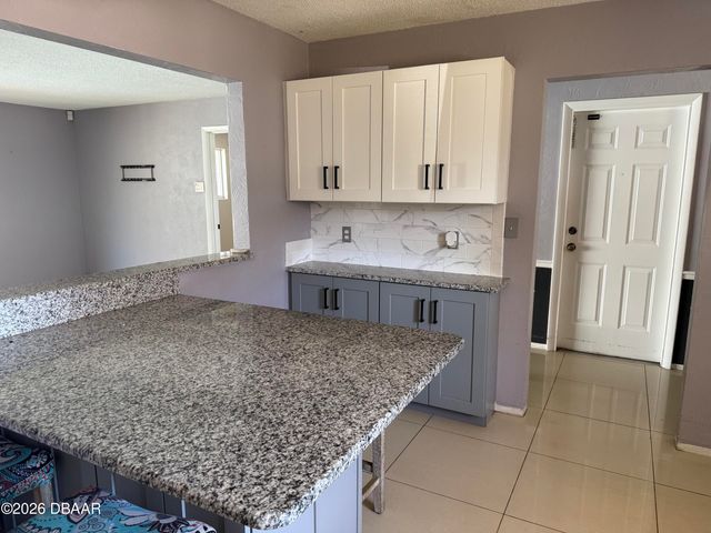 706 Marathon Way, South Daytona, FL 32119