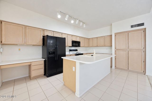 17629 N 14th Street, Phoenix, AZ 85022