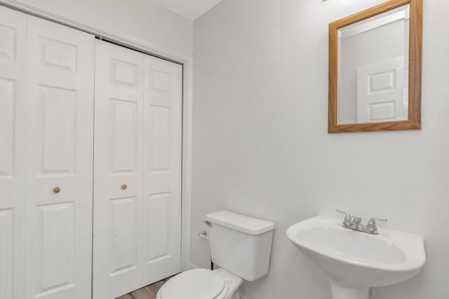 1708 Colonial Court, Fort Walton Beach, FL 32547