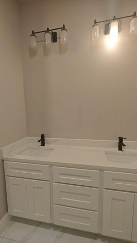 504 Center Street, Richmond, TX 77469