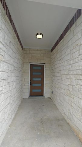 504 Center Street, Richmond, TX 77469