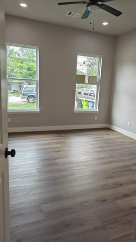 504 Center Street, Richmond, TX 77469