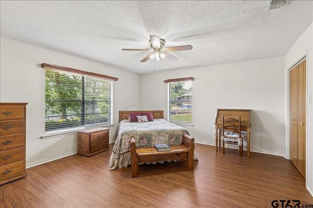 1160 County Road 2425, Mineola, TX 75773