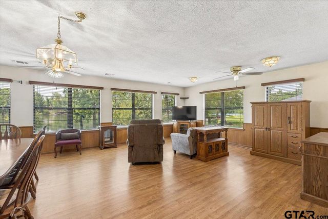 1160 County Road 2425, Mineola, TX 75773